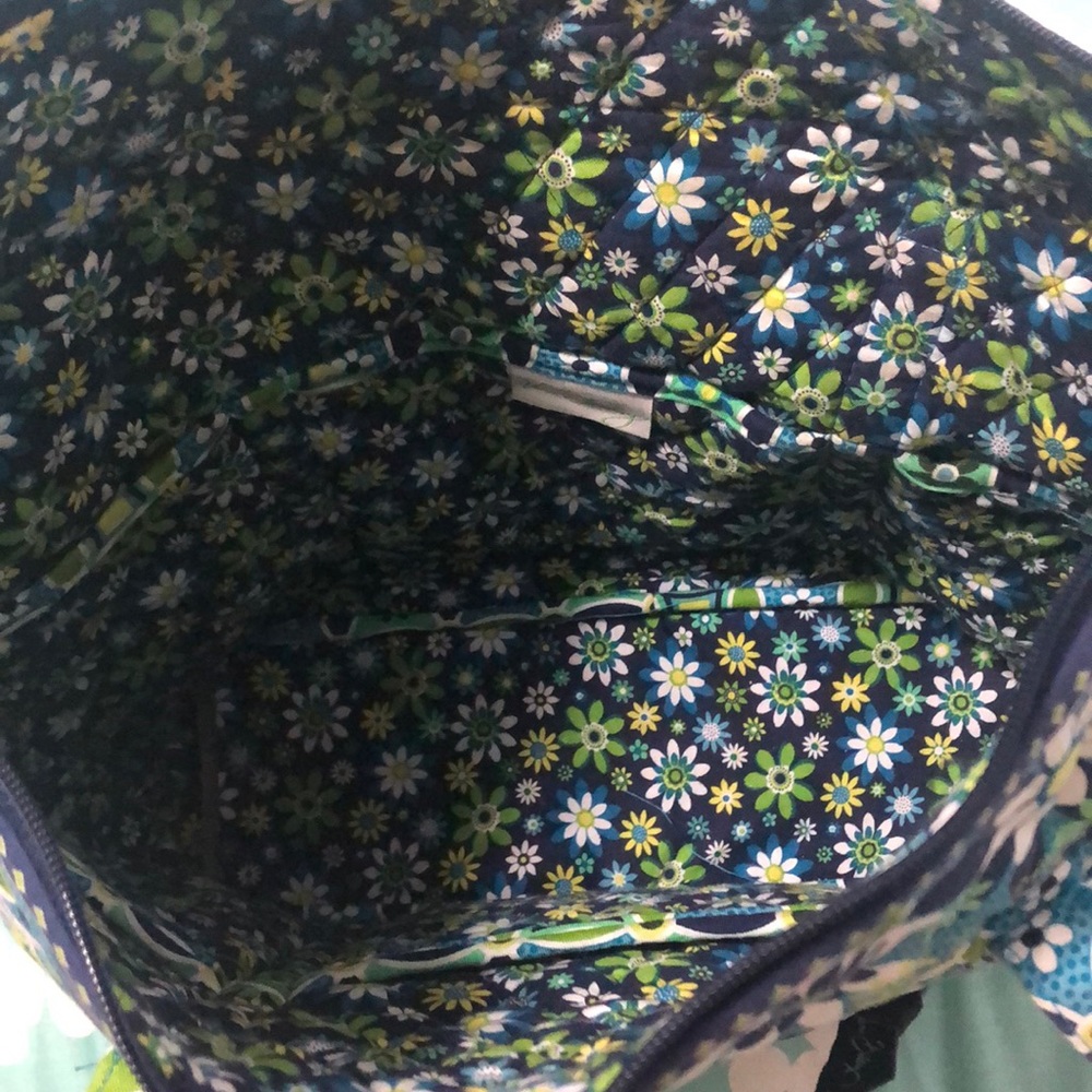Tote - Picture 2 of 2